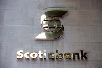 La oficina de representación de Scotiabank en Colombia solo podrá promover y publicitar productos autorizados para el mercado corporativo, la banca de inversión, la gestión patrimonial y los mercados de capitales - crédito Carlos Osorio/Reuters