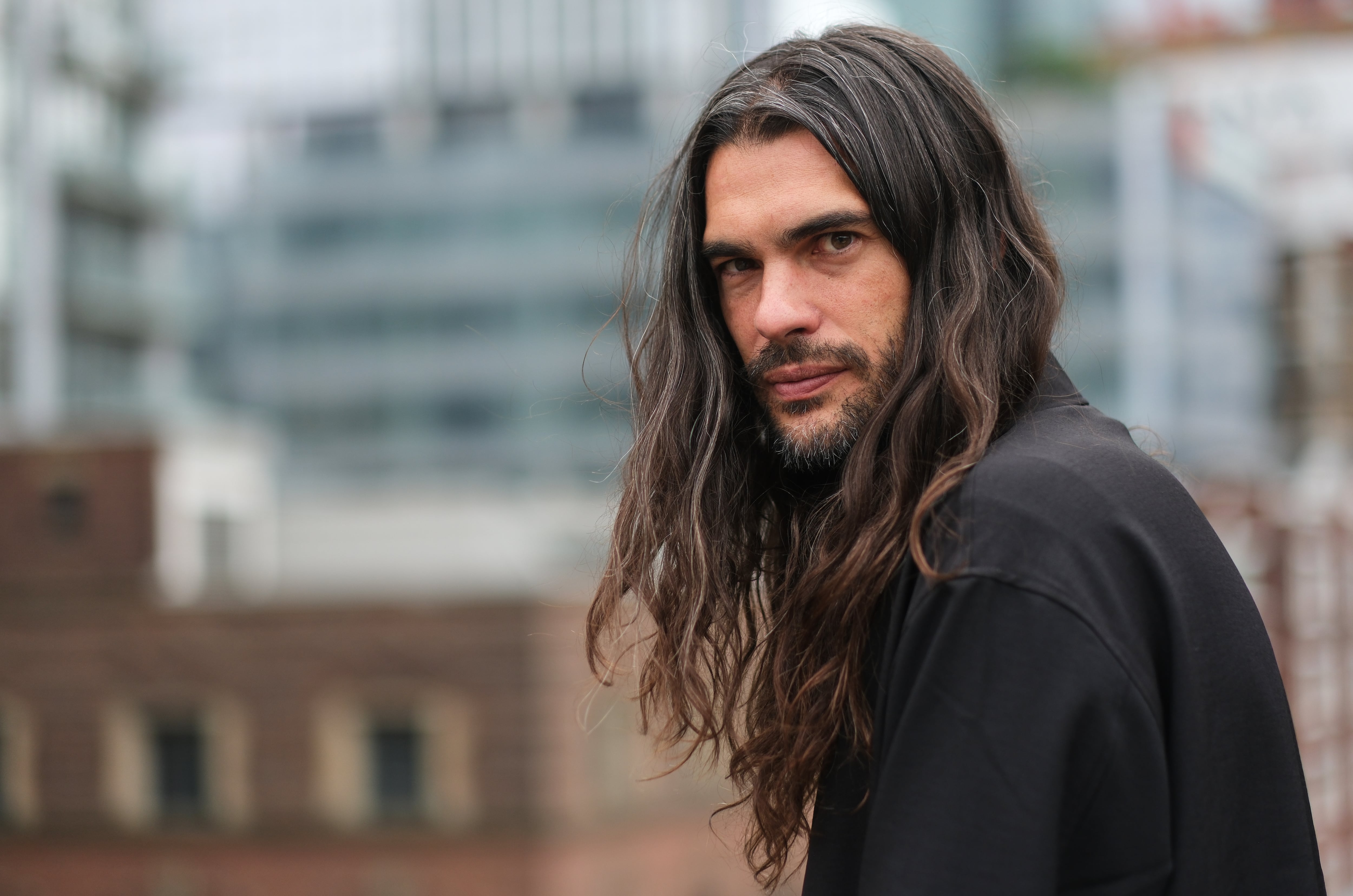 Oliver Laxe, director y coguionista de la película “Sirât”. (AP/Chris Pizzello)