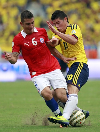 El volante que en ese entonces jugaba en el FC Porto, fue clave en un partido sufrido ante Chile por las Eliminatorias Sudamericanas, y conseguir el cupo al Mundial de Brasil 2014-crédito Raúl Palacios/Colprensa