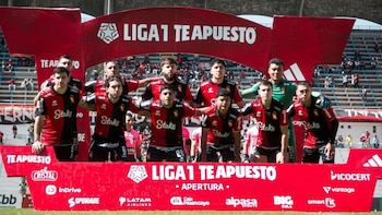 El plantel de FBC Melgar que ha disputado la recta final del Apertura 2026. - Crédito: Difusión