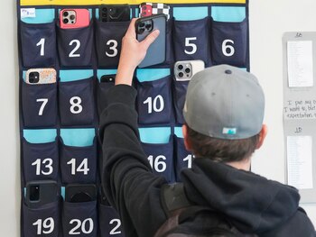 Un alumno de noveno grado