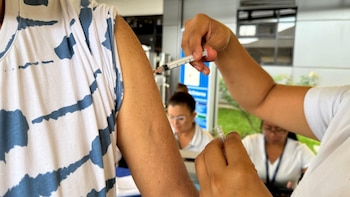 Costa Rica acelera vacunación contra influenza: casi 400 mil personas ya recibieron la dosis, pero preocupa baja cobertura en adultos mayores