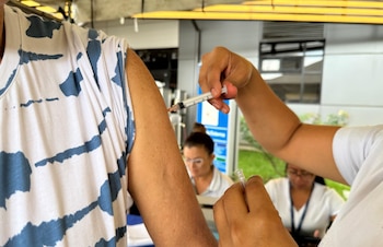 La CCSS reportó que 395,401 personas ya fueron vacunadas contra la influenza estacional en la campaña 2026. Crédito: CCSS