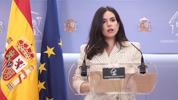 Vox dice al comisario europeo de Justicia que la separación de poderes ya no existe en España: "Es un auténtico drama"