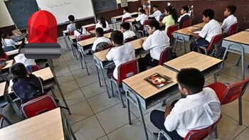 Estos 'docentes' trabajaban con documentación