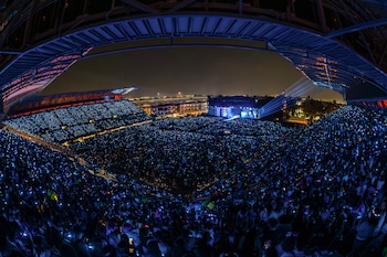La cantante se presentó ante