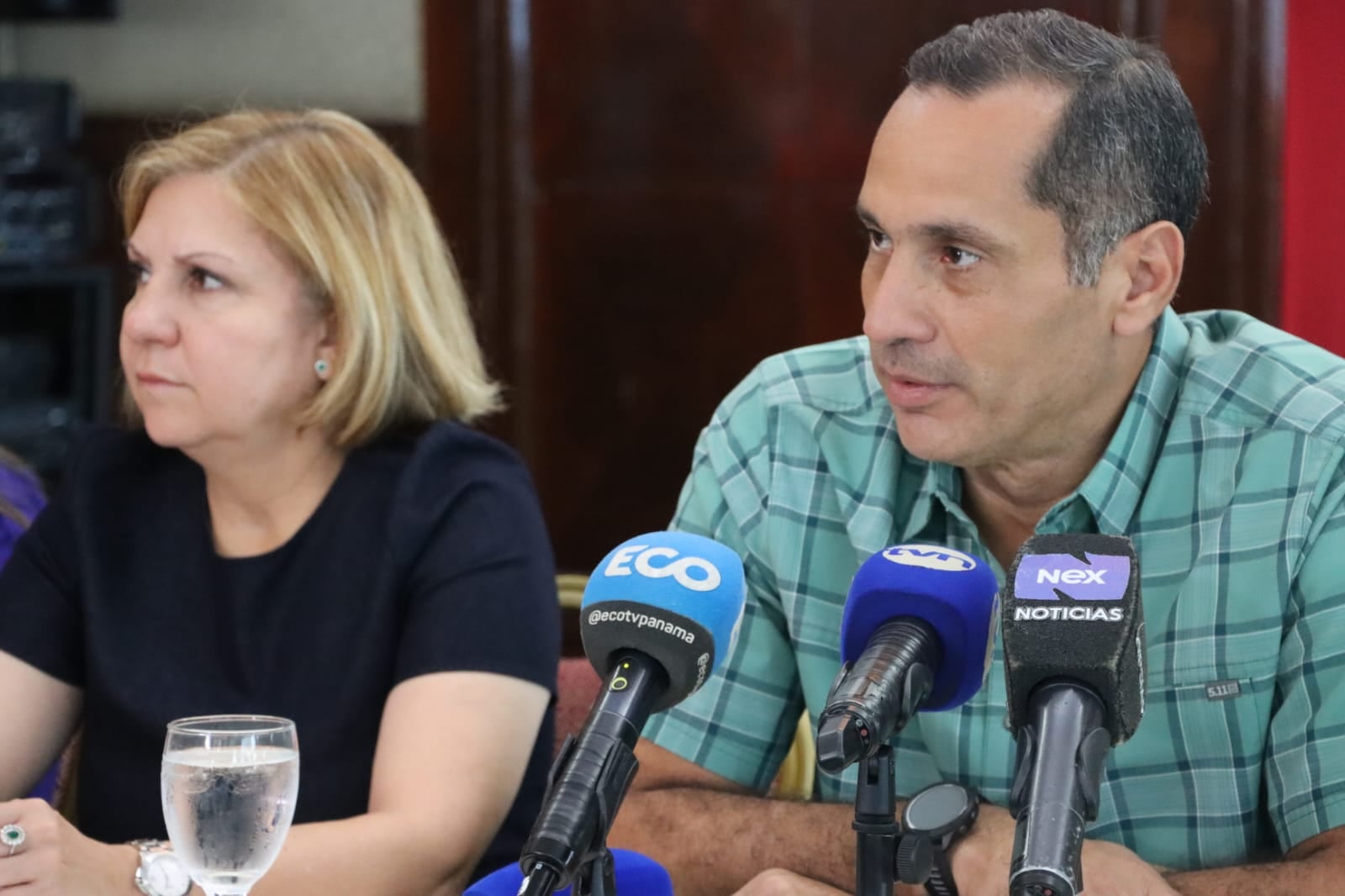 Dinoska Montalvo, ministra de Gobierno de Panamá, defendió el decreto al señalar que busca ordenar y regular el transporte por plataformas digitales en el país. Tomada del Mingob