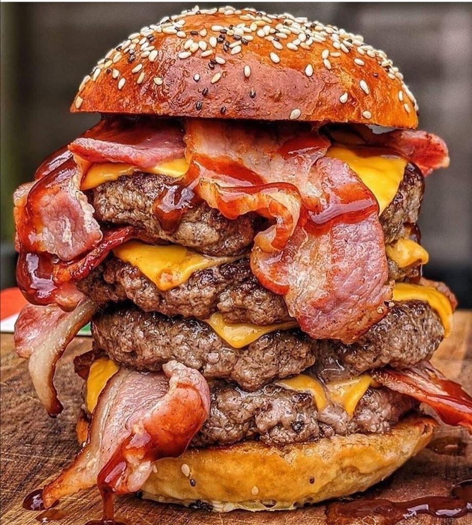 La competencia entre locales se centra en la calidad y experiencia para destacar frente a cientos de opciones participantes - crédito Tuliorecomienda/Instagram