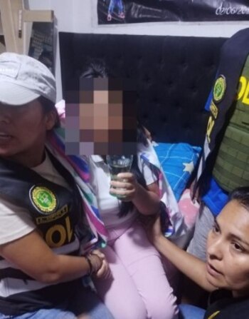 Policía rescata con vida a