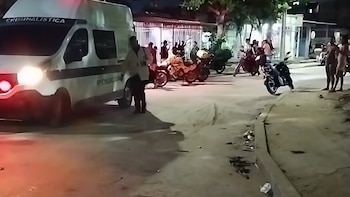 Sicariato terminó en linchamiento: se le apagó la moto a hombre que huía tras dipararle a otro, la comunidad lo alcanzó y le dio de baja