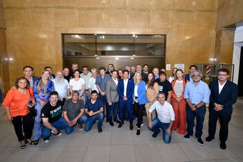 La foto final del encuentro,