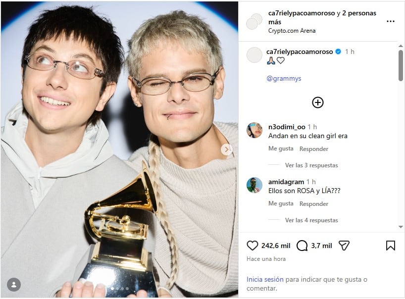 El posteo de Ca7riel y Paco Amoroso con la estatuilla Grammy se viralizó en Instagram, acumulando miles de likes y comentarios en minutos