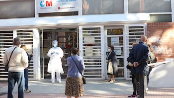 Cerca de 13.000 extranjeros tuvieron problemas para acceder a la sanidad pública: las mujeres latinas son las principales afectadas