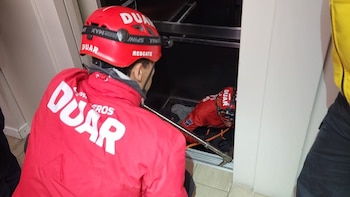 Tragedia en Córdoba: un guardia de seguridad murió tras quedar atrapado en el ascensor de un edificio