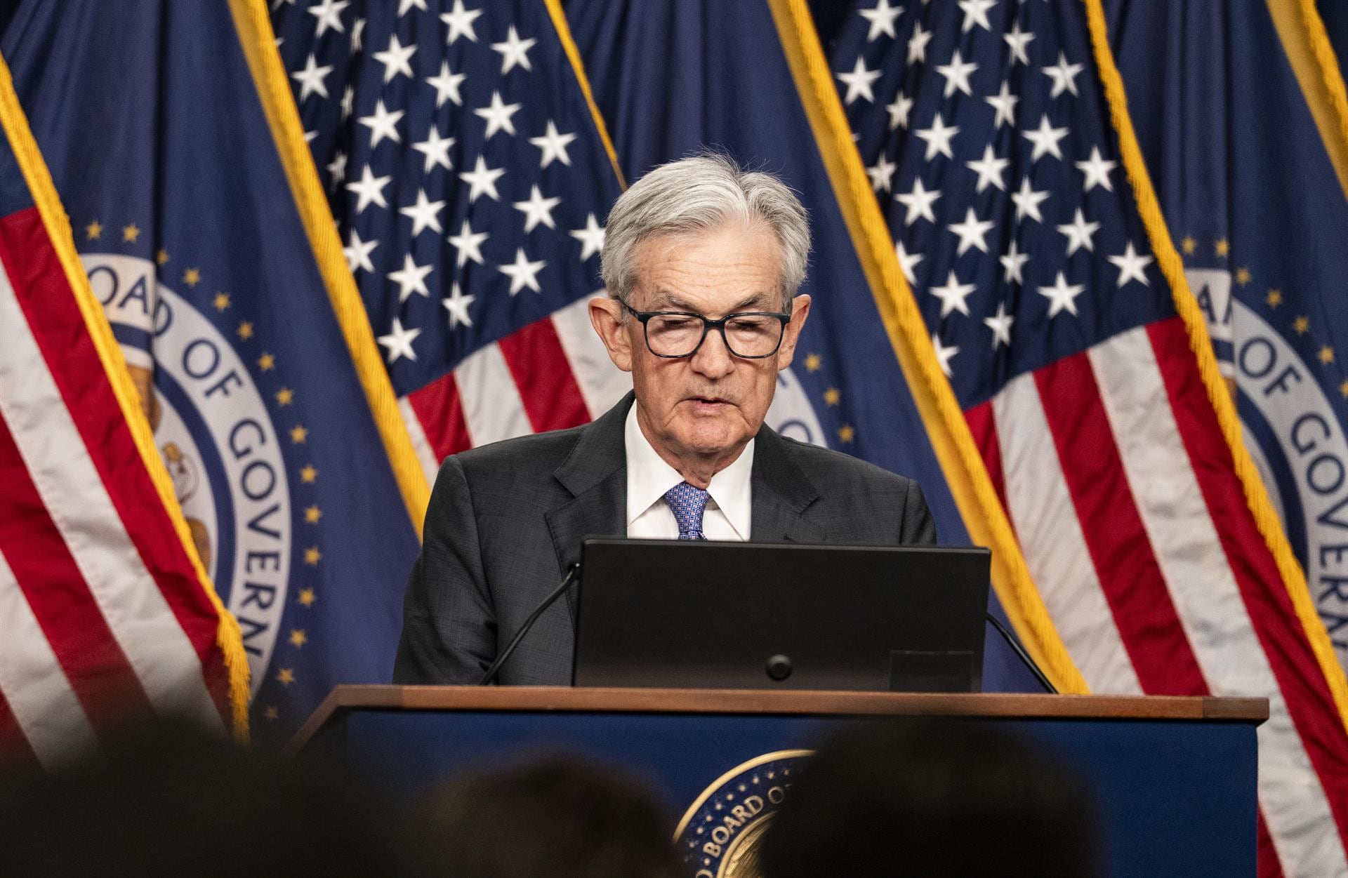 Donald Trump y Jerome Powell en medio de la polémica por la Reserva Federal