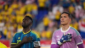El portero Aldair Quintana habló del susto que se llevó en su debut con la selección Colombia: “Por qué me pasa esto”