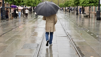 Las tormentas mantendrán mañana en aviso a ocho comunidades y Navarra tendrá nivel naranja a primera hora