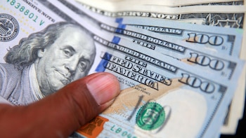 Precio del dólar cae 2,28% en la semana frente al sol peruano: ¿Qué factores influyeron?