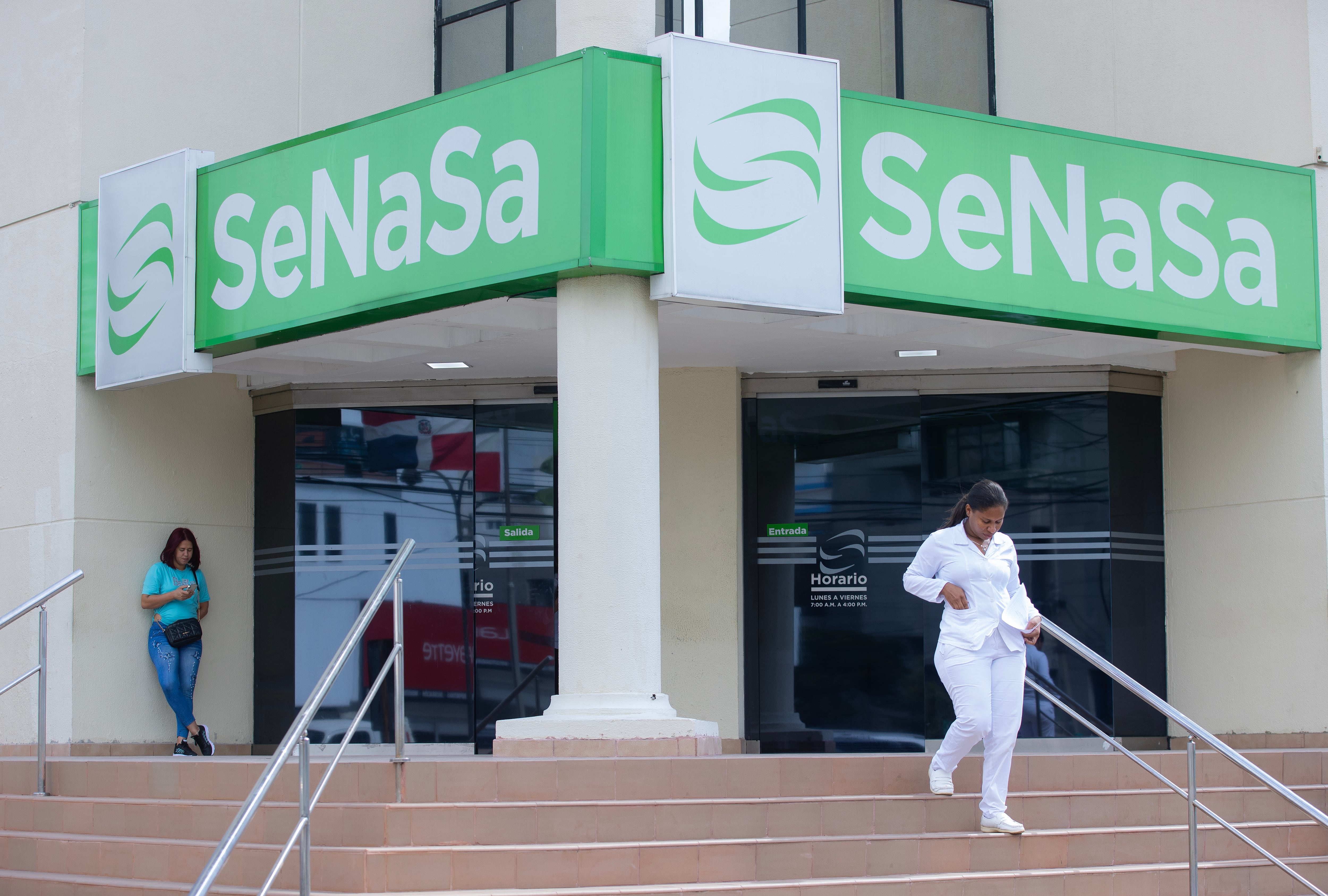 La investigación del Ministerio Público identificó una sustracción de más de 40 millones de pesos dominicanos del Seguro Nacional de Salud. V EFE/Orlando Barría