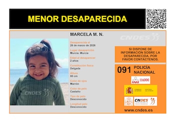 Cartel difundido sobre la desaparición de Marcela M.N, donde aparece su foto y descripción.