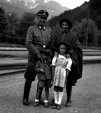 Otto von Wächter con su