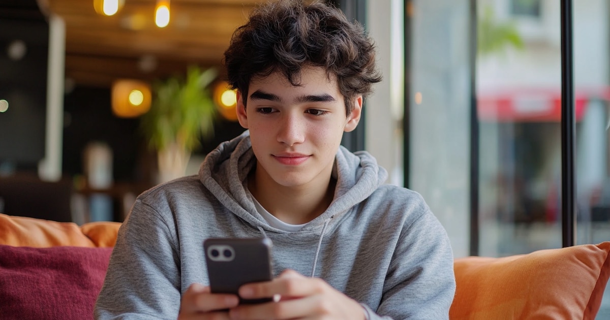 ¿La tecnología está matando la escritura a mano? La Generación Z y el impacto de los dispositivos digitales