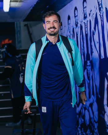 Jogadores da aliança Lima chegam