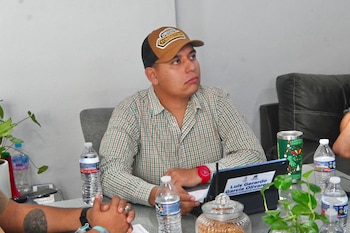 Luis Gerardo Olivares alcalde de Coquimatlán tortura policías municipales