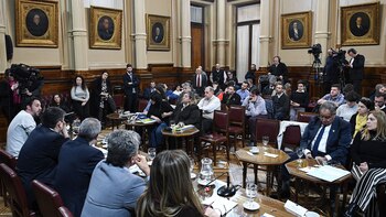 Hubo varias reuniones plenarias en
