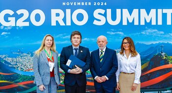 El verdadero fantasma, tanto para