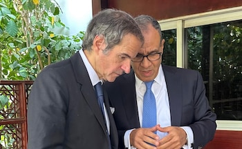El ministro de Asuntos Exteriores de Egipto, Badr Abdelatty junto al director general del OIEA, Rafael Grossi (Asuntos Exteriores de Egipto)