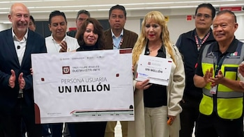 Tren Felipe Ángeles-AIFA alcanza el millón de pasajeros: reconocen a usuaria histórica