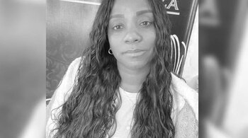 La mujer acababa de llegar