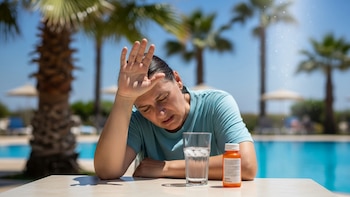 Por qué la migraña se