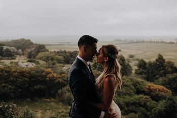 La esposa del máximo goleador uruguayo se volvió ejemplo de apoyo y equilibrio para deportistas de élite, luego de que Suárez compartiera cómo su serenidad familiar fue clave durante su carrera en el Liverpool y su trayectoria internacional (GM Press)