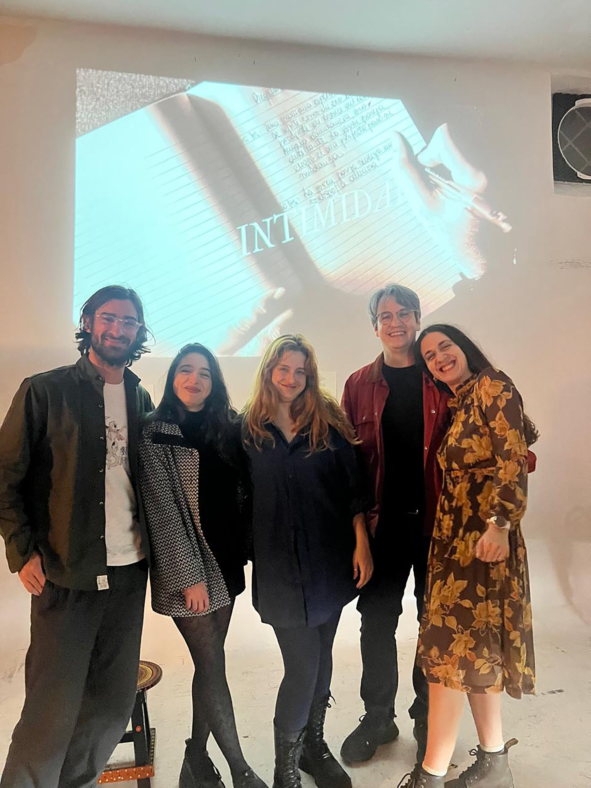 La editorial Fiesta lanzó sus primeros cuatro títulos en 2026 con un equipo de seis jóvenes que definió una identidad gráfica y literaria propia