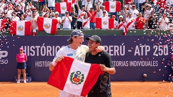 Después de 22 años, Ignacio Buse y Gonzalo Bueno devuelven al Perú una jornada histórica con doble triunfo en un ATP 250