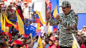 Presionar a Maduro sin disparar