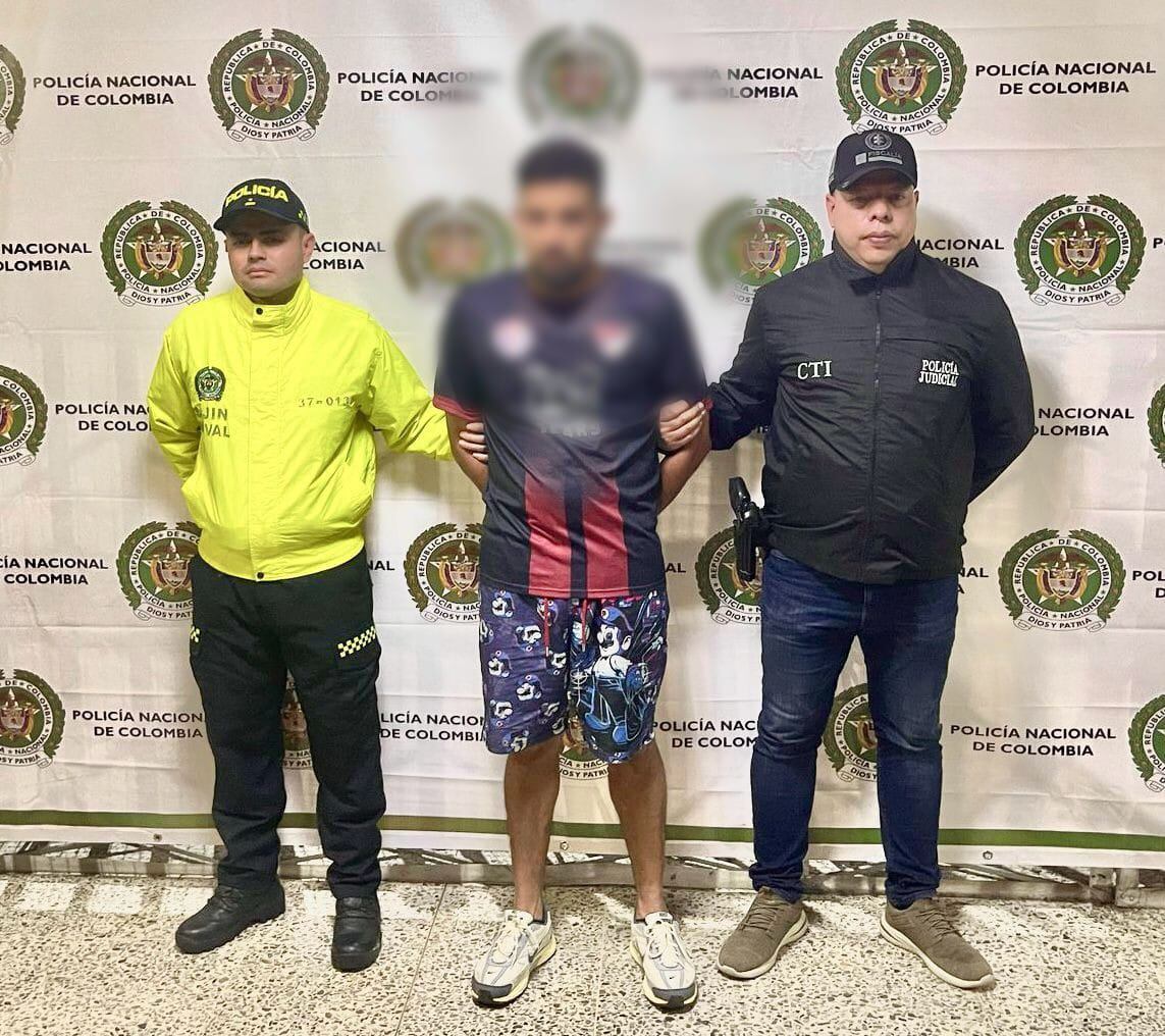 Juan Camilo Muñoz Gaviria, conocido con el alias de Teta, fue capturado a finales de abril por el crimen de Sara Millerey - crédito Policía Nacional