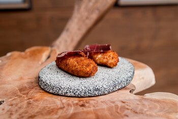 Croquetas de jamón y leche