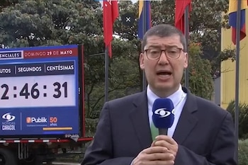 La muerte del periodista colombiano Jhon Jairo ‘JJ’ Pinilla se conoció el 7 de julio y generó repercusión tras su jubilación en 2024 - crédito captura pantalla Noticias Caracol