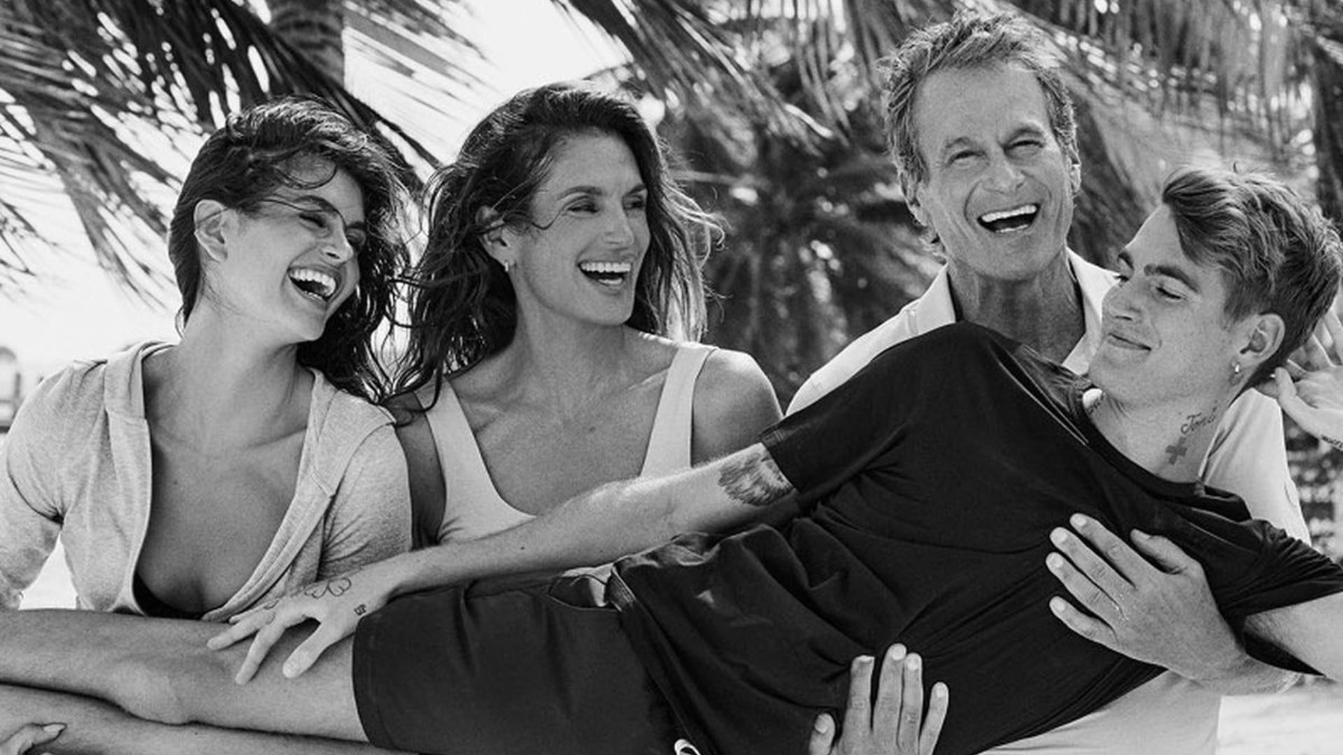 Los hijos de Cindy Crawford consolidaron carreras exitosas en la industria del modelaje y el entretenimiento, pero también tuvieron que lidiar con problemas de salud mental y escrutinio público
(Instagram/@presleygerber)