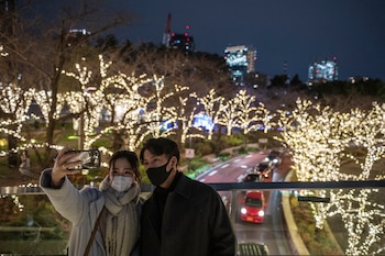 Una pareja disfruta de las