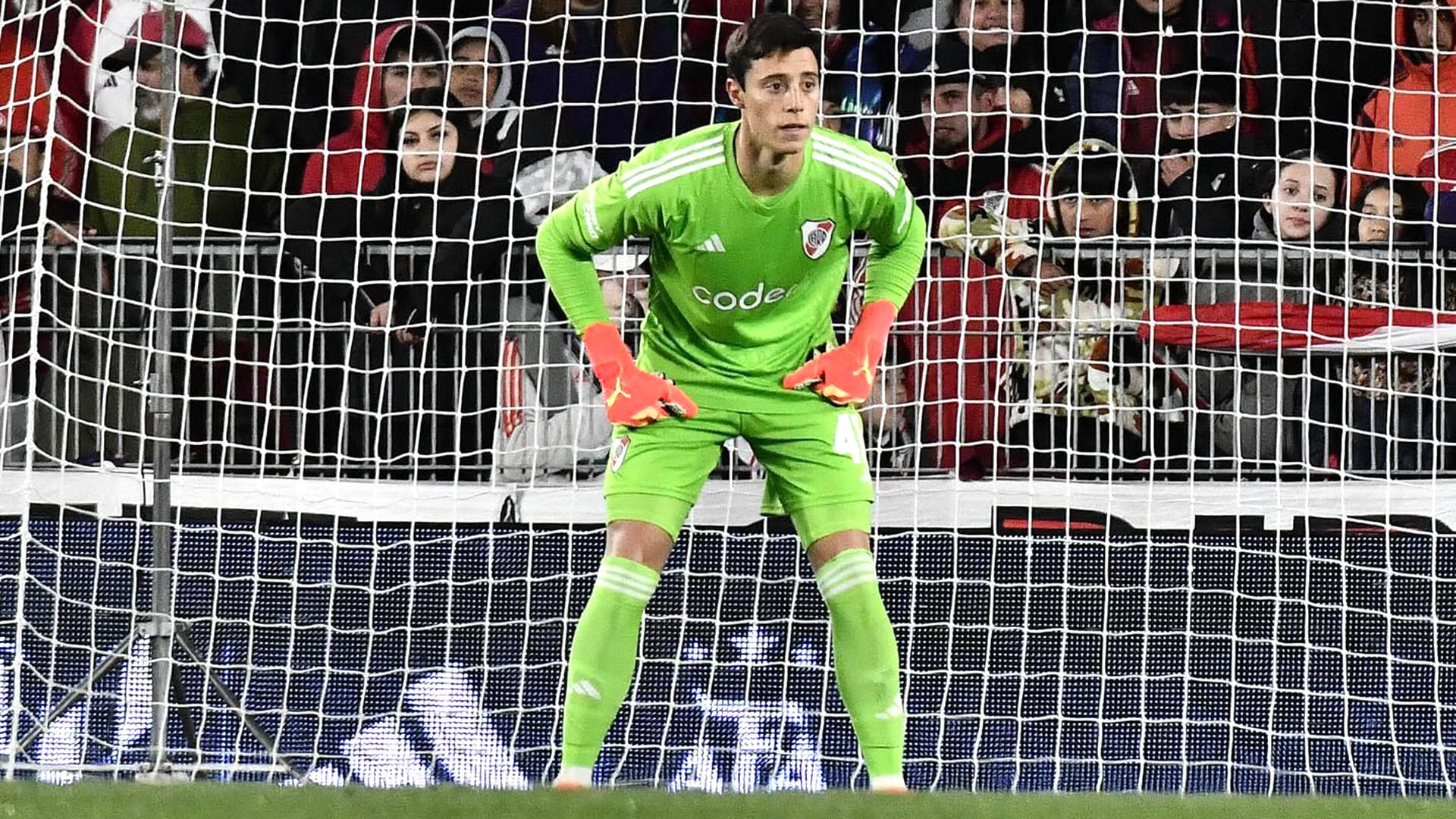 Santiago Beltrán tendrá la oportunidad de mostrarse bajo los tres palos del arco de River Plate (@santiagobeltran._)