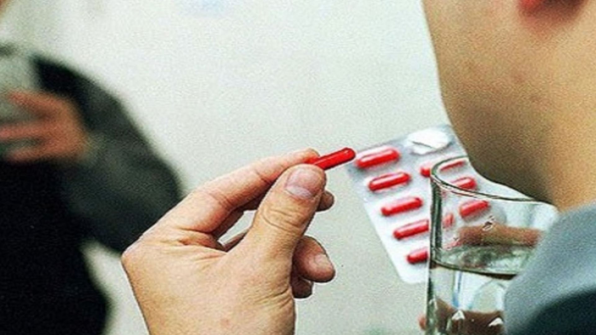La automedicación puede causar la muerte.Foto: Andina