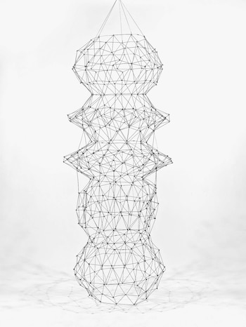 "Tronco Nº 5, 1976". Acero.