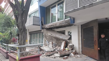 Sin relación con el sismo: autoridades confirman que el derrumbe de balcón en Hipódromo Condesa fue por lluvias