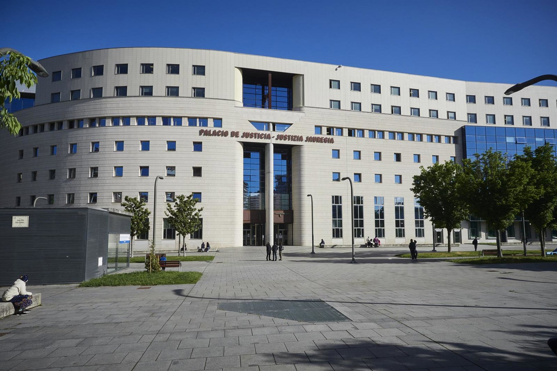 Condenado a 12 años y 6 meses de prisión un acusado que violó a su compañera de piso en Tudela (Navarra)