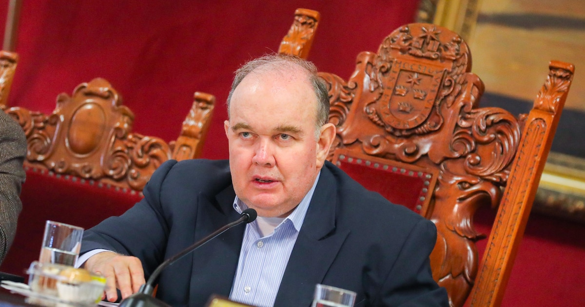 Rafael Lopez Aliaga renunciará a Rafael Lopez Alia, de Raisea Mayer para concorrer à presidência Rafael Lopez Aliaga renunciará a Rafael Lopez Alia, de Raisea Mayer para concorrer à presidência