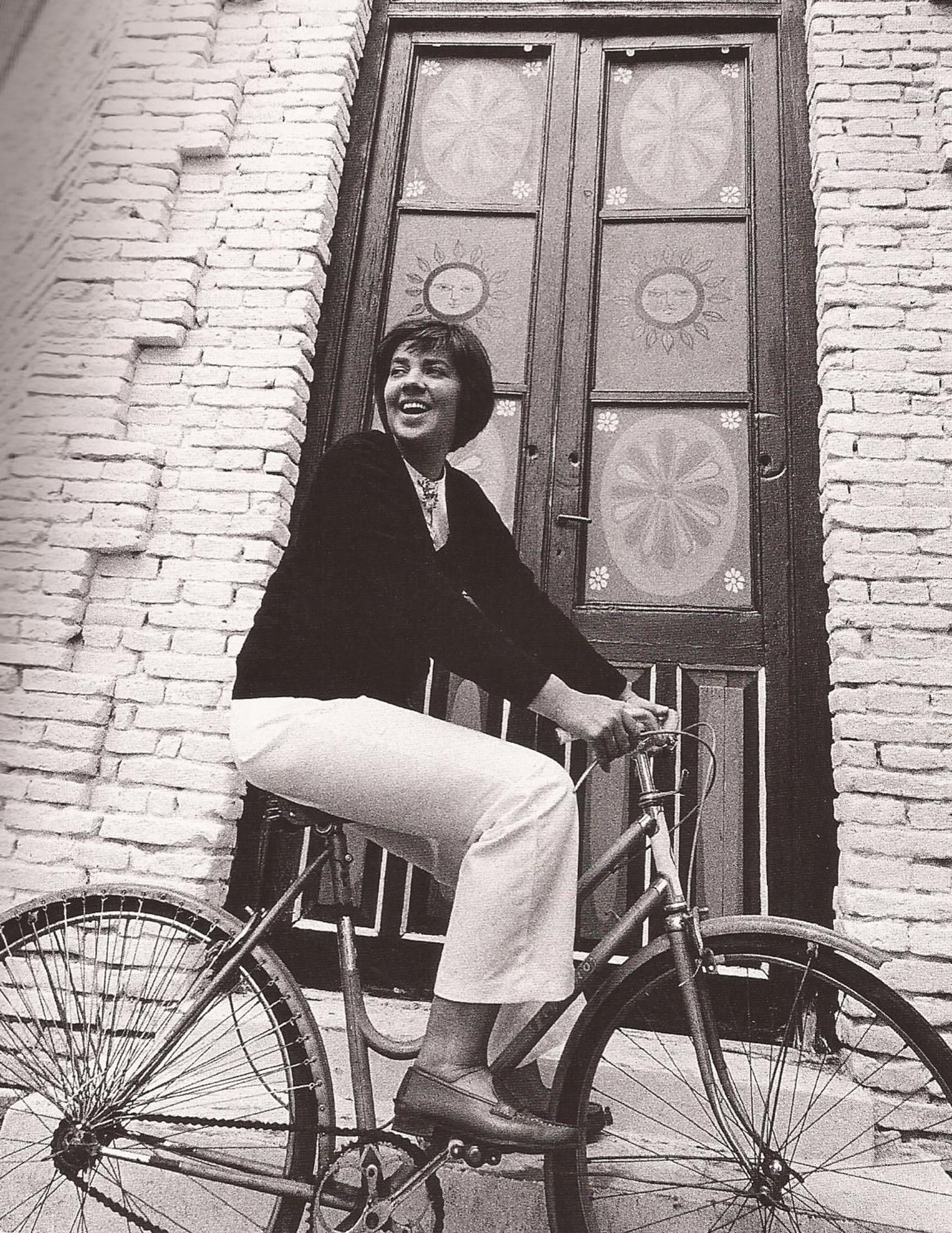 María Elena Walsh en Pasteur, año 1971, durante la filmación de